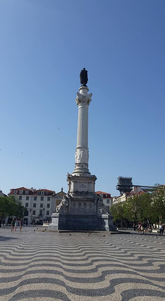 Lisbon statue 1